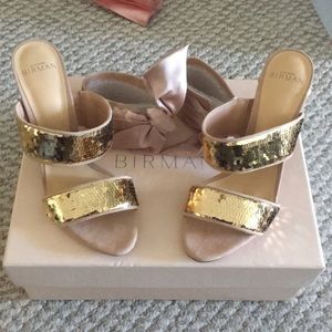 NIB Alexandre Birman gold sequin heels